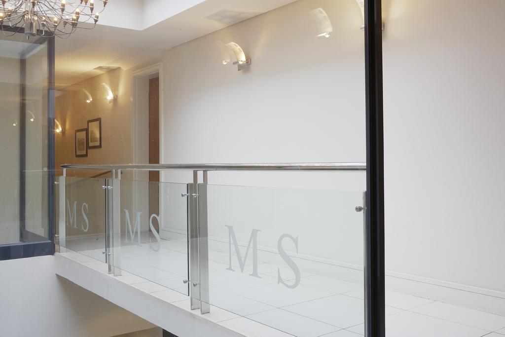 הרמנוס Marine Square Luxury Suites מראה חיצוני תמונה