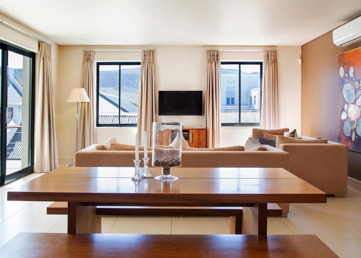 הרמנוס Marine Square Luxury Suites מראה חיצוני תמונה